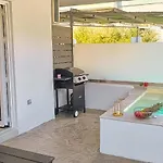 Cozy With Private Jacuzzi - Fiber Internet - Private Parking * La Canée