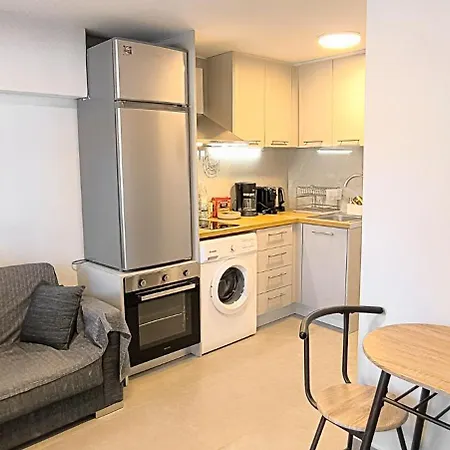 Cozy Private Plunge Pool- Fiber Internet - Private Parking Apartment *