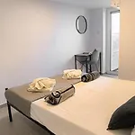Cozy With Private Jacuzzi - Fiber Internet - Private Parking Апартаменти Ханья (Крит)